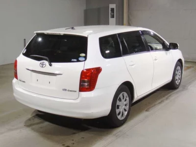 Toyota COROLLA FIELDER  с аукциона в Японии