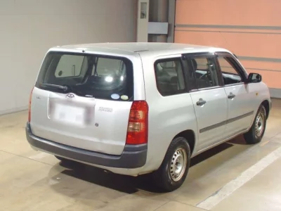 Toyota SUCCEED  с аукциона в Японии