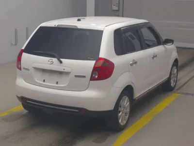 Mazda Verisa