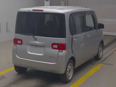 Daihatsu TANTO  с аукциона в Японии