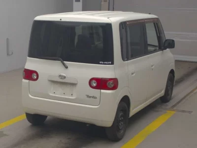 Daihatsu TANTO  с аукциона в Японии