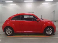 Volkswagen THE BEETLE лот № 38046 оценка 3.5  с аукциона в Японии 2