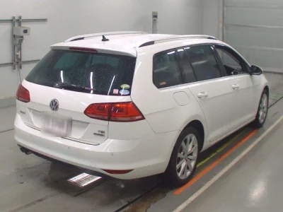 Volkswagen GOLF VARIANT