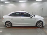 Audi A3 лот № 38044 оценка 5  с аукциона в Японии 2