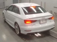 Audi A3 лот № 38044 оценка 5  с аукциона в Японии 5