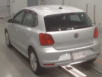 Volkswagen Polo лот № 50222 оценка 4.5  с аукциона в Японии 5