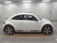 Volkswagen THE BEETLE лот № 38228 оценка 5  с аукциона в Японии 2