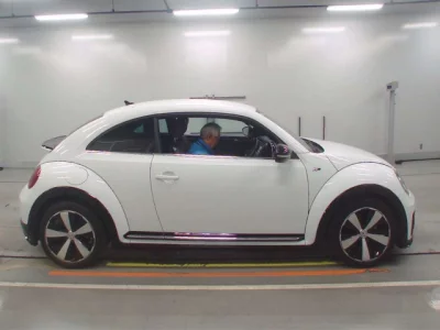 Volkswagen THE BEETLE  с аукциона в Японии