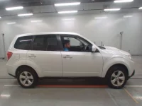 Subaru FORESTER лот № 30963 оценка 4  с аукциона в Японии 2