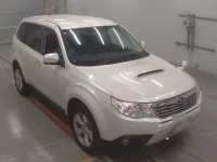 Subaru FORESTER лот № 30963 оценка 4  с аукциона в Японии 4