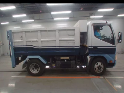 Hino DUTRO  с аукциона в Японии