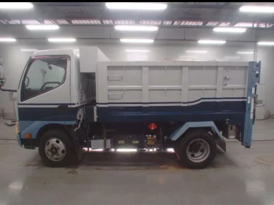 Hino DUTRO  с аукциона в Японии