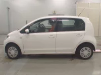 Volkswagen UP лот № 38078 оценка 3.5  с аукциона в Японии 3