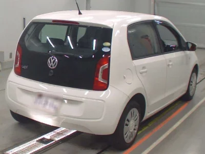 Volkswagen UP  с аукциона в Японии
