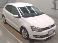 Volkswagen Polo лот № 38153 оценка 4  с аукциона в Японии 4