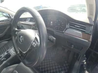 Volkswagen Passat лот № 38099 оценка 4  с аукциона в Японии 6
