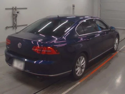 Volkswagen Passat  с аукциона в Японии