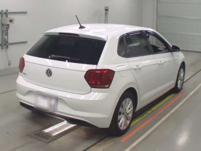 Volkswagen Polo  с аукциона в Японии