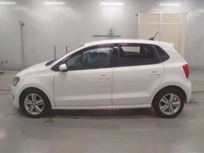Volkswagen Polo  с аукциона в Японии
