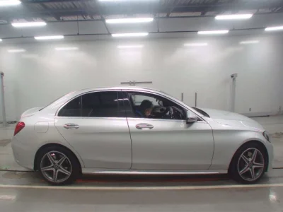 Mercedes-Benz C CLASS  с аукциона в Японии
