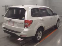 Subaru FORESTER лот № 10065 оценка R  с аукциона в Японии 1