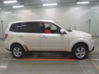 Subaru FORESTER лот № 10065 оценка R  с аукциона в Японии 2