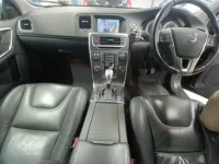 Volvo V60 лот № 38015 оценка 4  с аукциона в Японии 8