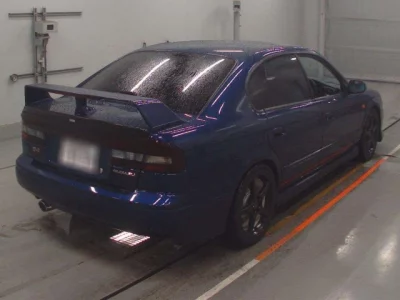 Subaru LEGACY B4