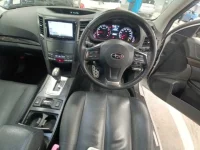 Subaru LEGACY B4 лот № 10198 оценка 4  с аукциона в Японии 8