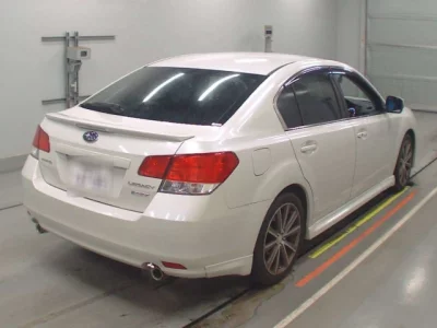 Subaru LEGACY B4  с аукциона в Японии