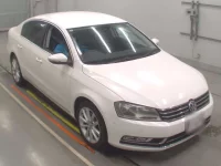 Volkswagen Passat лот № 38007 оценка 4.5  с аукциона в Японии 4