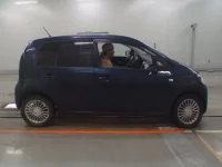 Volkswagen UP лот № 38002 оценка 4  с аукциона в Японии 2