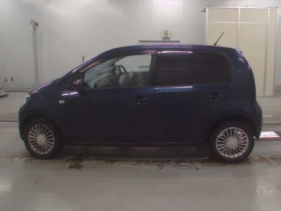 Volkswagen UP  с аукциона в Японии