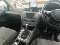 Volkswagen Golf лот № 38013 оценка 3  с аукциона в Японии 8