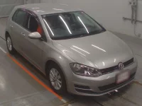 Volkswagen Golf лот № 38013 оценка 3  с аукциона в Японии 4