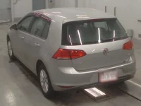 Volkswagen Golf лот № 38013 оценка 3  с аукциона в Японии 5