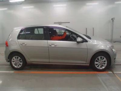 Volkswagen Golf  с аукциона в Японии