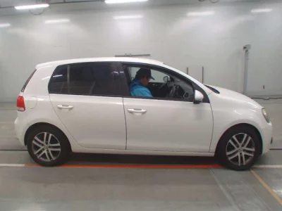Volkswagen Golf  с аукциона в Японии