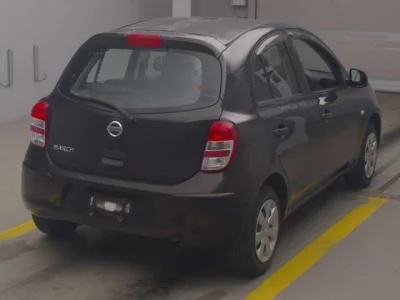 Nissan March