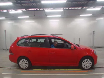 Volkswagen GOLF VARIANT  с аукциона в Японии