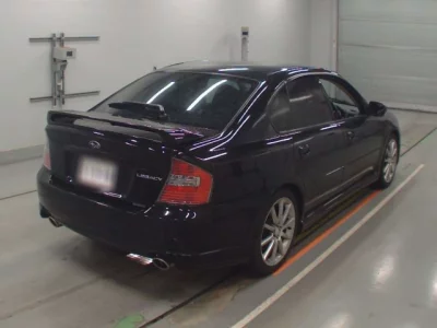 Subaru Legacy B4
