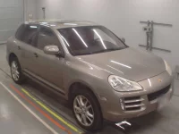 Porsche Cayenne лот № 38251 оценка 3.5  с аукциона в Японии 4