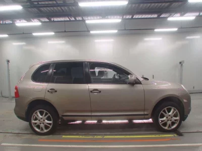 Porsche Cayenne  с аукциона в Японии