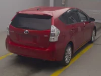 Toyota PRIUS ALPHA лот № 4214 оценка RA  с аукциона в Японии 1