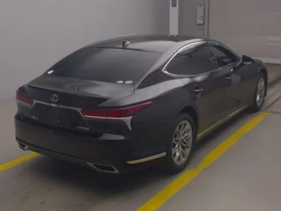 Lexus LS500