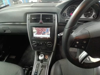 Mercedes-Benz B CLASS