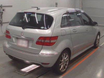 Mercedes-Benz B CLASS