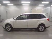 Subaru LEGACY OUTBACK лот № 30578 оценка 4  с аукциона в Японии 3