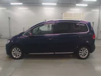 Volkswagen GOLF TOURAN лот № 38160 оценка 3.5  с аукциона в Японии 3