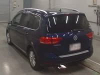 Volkswagen GOLF TOURAN лот № 38160 оценка 3.5  с аукциона в Японии 5